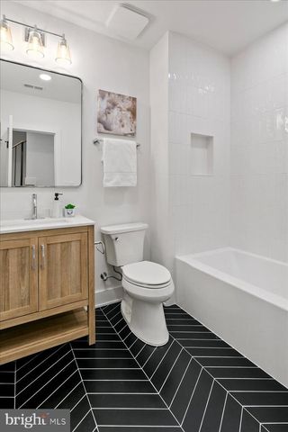 3411 17TH ST N, Arlington, VA 22207