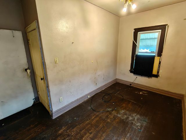 1154 Hendricks Street, Gary, IN 46404