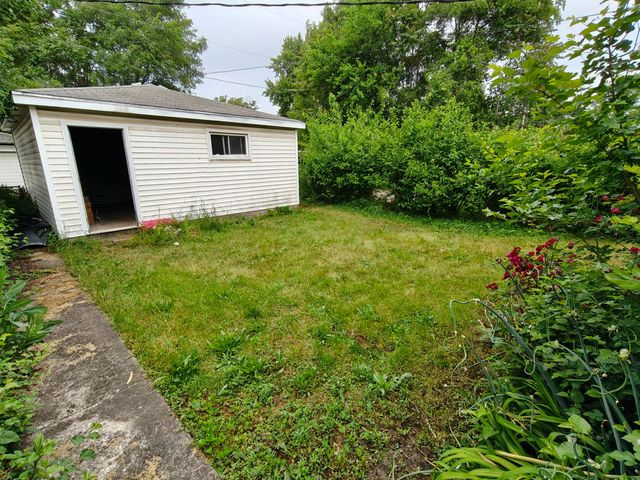 1154 Hendricks Street, Gary, IN 46404