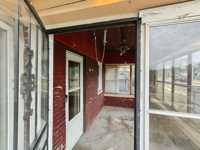 1154 Hendricks Street, Gary, IN 46404