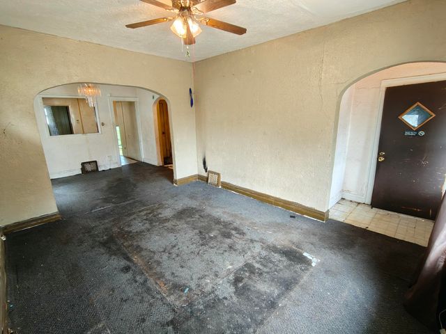 1154 Hendricks Street, Gary, IN 46404