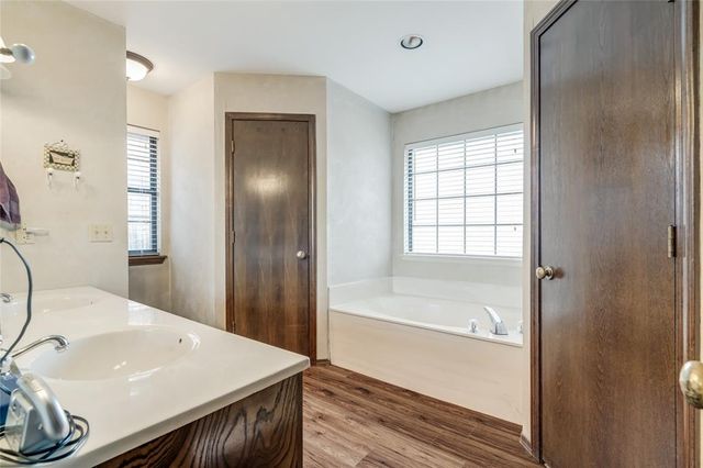 3404 N Flamingo Avenue, Bethany, OK 73008