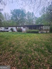 921 Deer River Road SE, Monroe, GA 30656