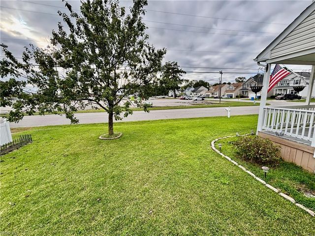301 Lincoln RD, Chesapeake, VA 23320