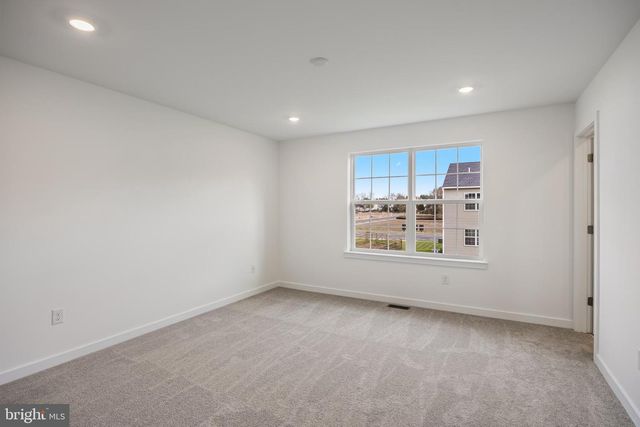 13 INKWELL LN, Sicklerville, NJ 08081