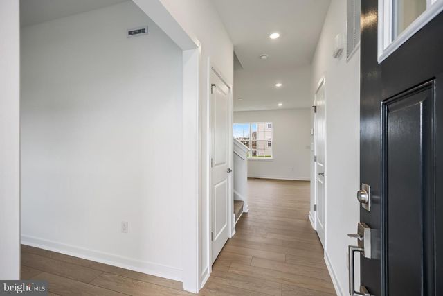 13 INKWELL LN, Sicklerville, NJ 08081