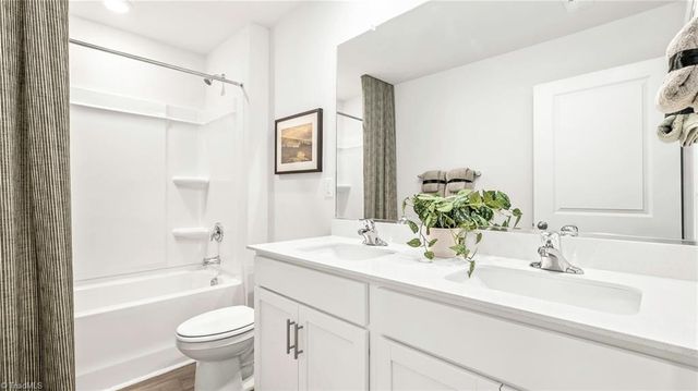 4692 Mount Hope Drive, Winston-salem, NC 27107