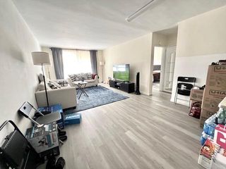 222-89 Braddock Avenue 4B, Bellerose, NY 11428