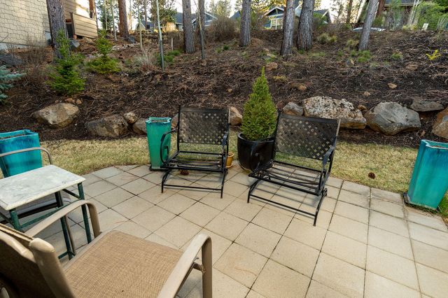 19169 NW Mt Shasta Court, Bend, OR 97703