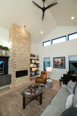 19169 NW Mt Shasta Court, Bend, OR 97703