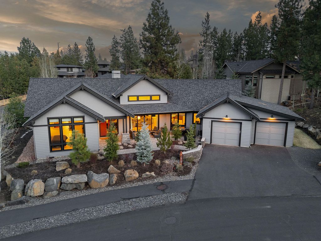 19169 NW Mt Shasta Court, Bend, OR 97703