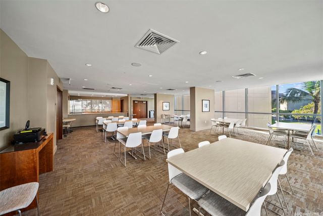 1177 Queen Street 4002, Honolulu, HI 96814