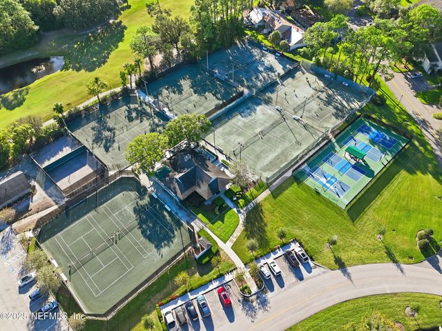 8127 MIDDLE FORK Lane, Jacksonville, FL 32256