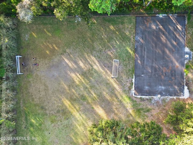 8127 MIDDLE FORK Lane, Jacksonville, FL 32256