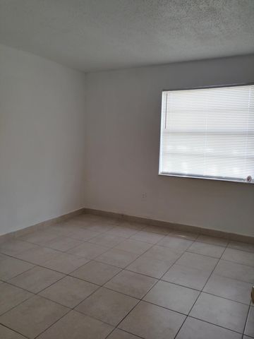 407 EXECUTIVE CENTER Drive 110, West Palm Beach, FL 33401