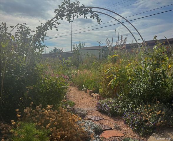 680 Bronco Road, Denver, CO 80221