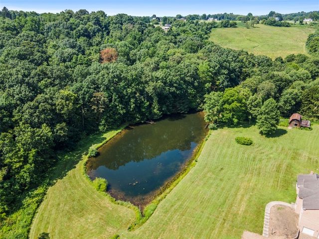 134 Pfeifer Rd, Lancaster Twp, PA 16037