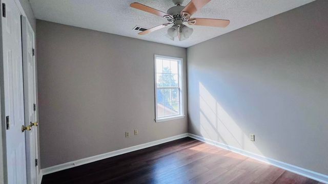 8733 CLEAR SKY DR, Memphis, TN 38018