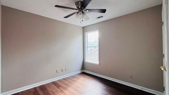 8733 CLEAR SKY DR, Memphis, TN 38018