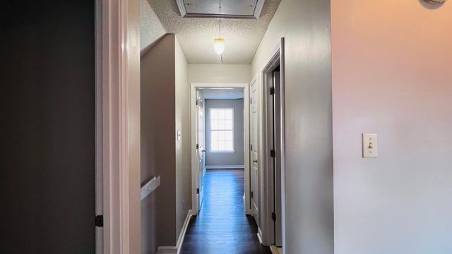 8733 CLEAR SKY DR, Memphis, TN 38018