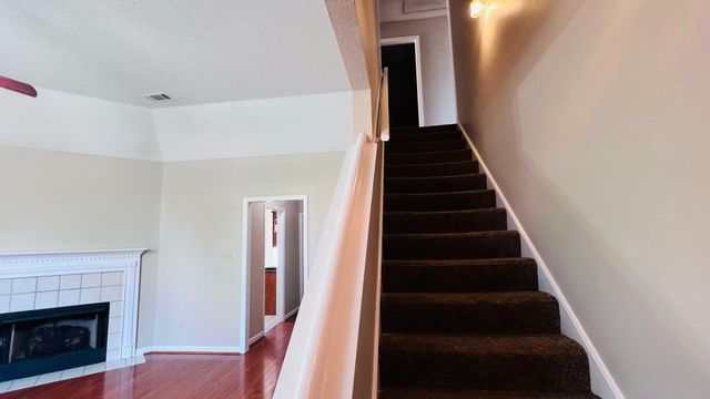 8733 CLEAR SKY DR, Memphis, TN 38018