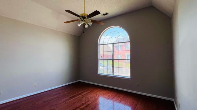 8733 CLEAR SKY DR, Memphis, TN 38018