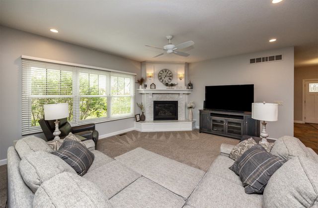 1703 SW Abilene Road, Ankeny, IA 50023