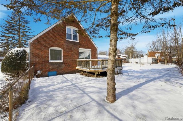 31966 Rosslyn Avenue, Garden City, MI 48135