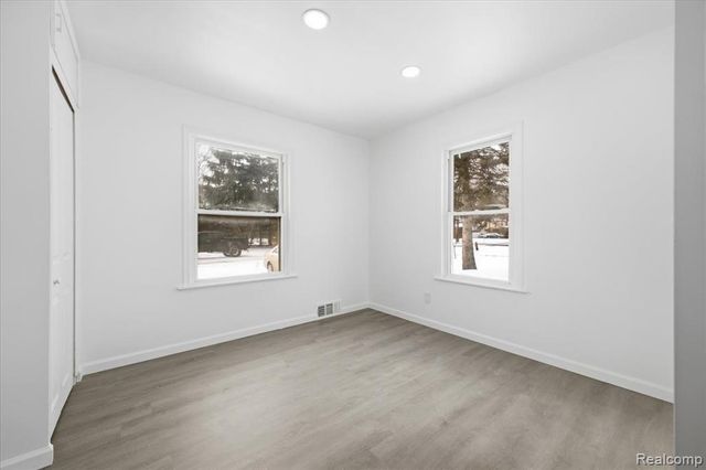 31966 Rosslyn Avenue, Garden City, MI 48135