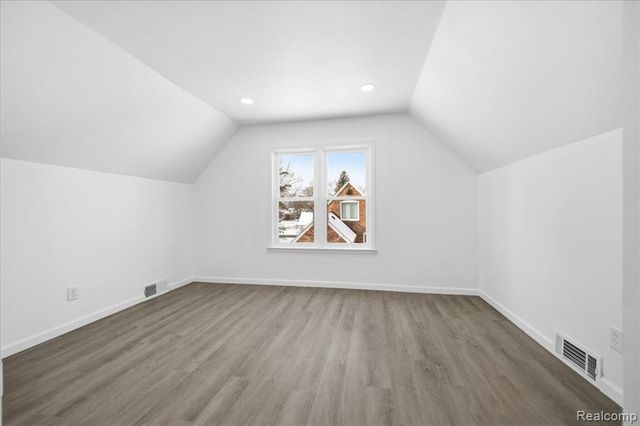 31966 Rosslyn Avenue, Garden City, MI 48135