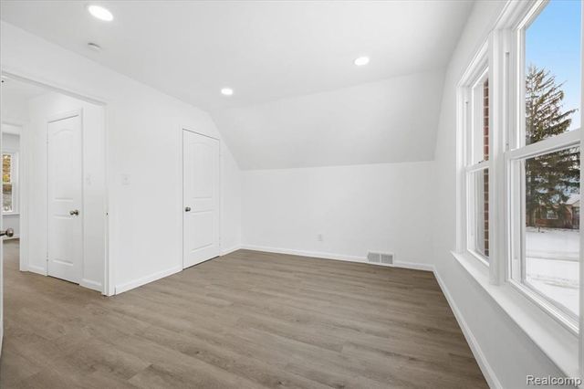 31966 Rosslyn Avenue, Garden City, MI 48135