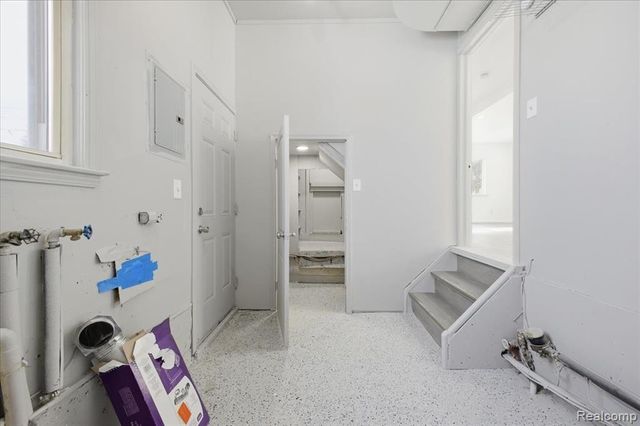 31966 Rosslyn Avenue, Garden City, MI 48135