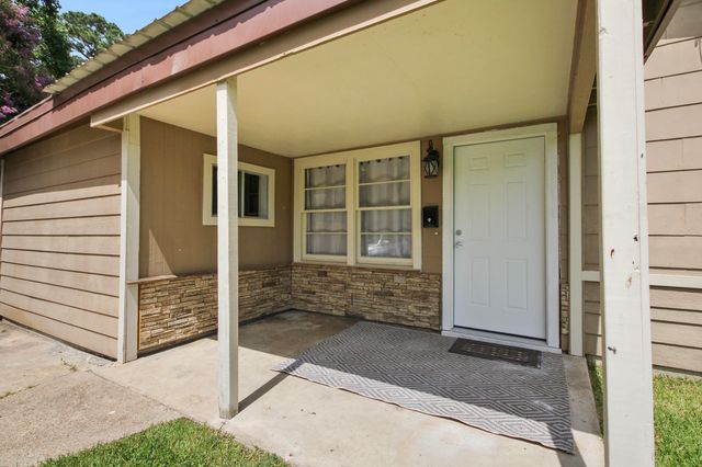 1023 Anderson Dr., Leesville, LA 71446