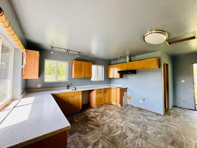 4756 Wilder Ridge Road, Garberville, CA 95542