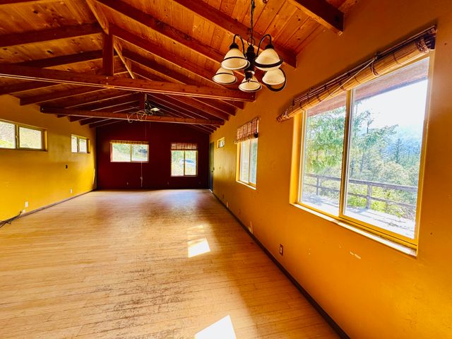 4756 Wilder Ridge Road, Garberville, CA 95542