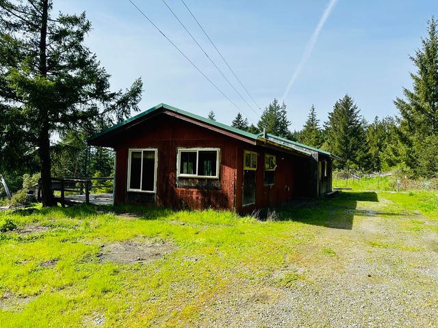 4756 Wilder Ridge Road, Garberville, CA 95542