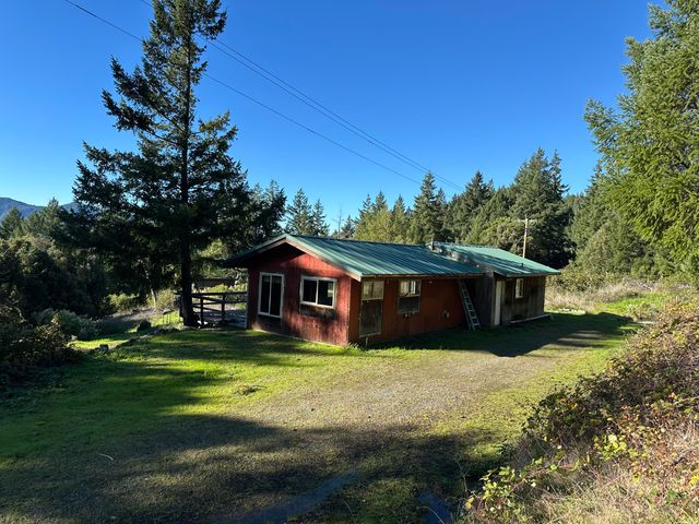 4756 Wilder Ridge Road, Garberville, CA 95542