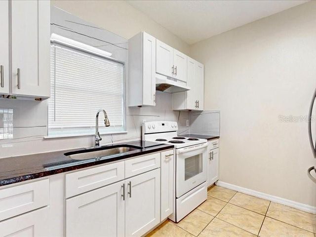 206 MAJORS LANE A, Kissimmee, FL 34743