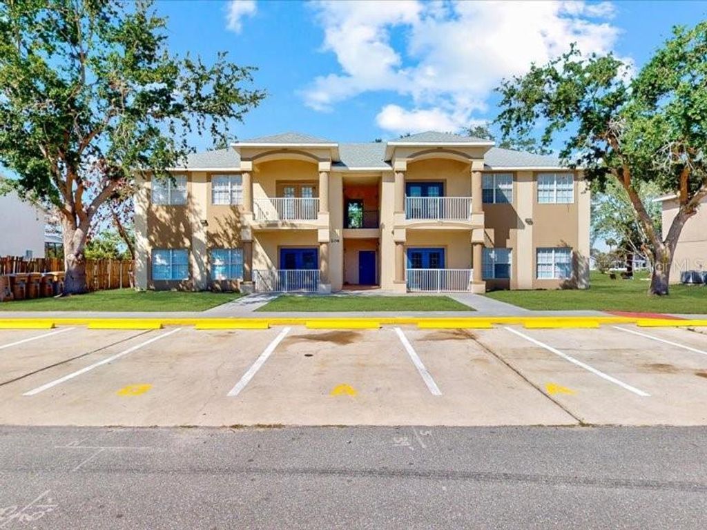 206 MAJORS LANE A, Kissimmee, FL 34743