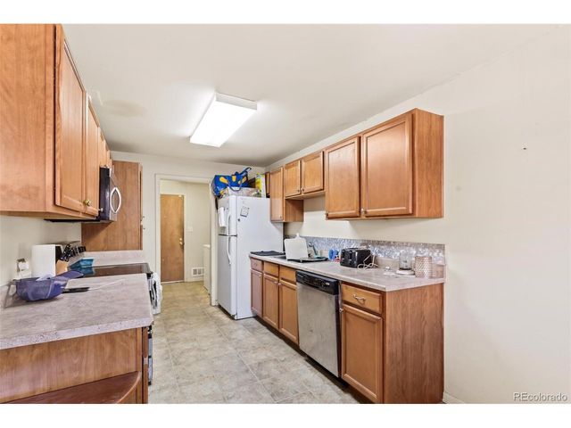 3114 S Acoma St, Englewood, CO 80110