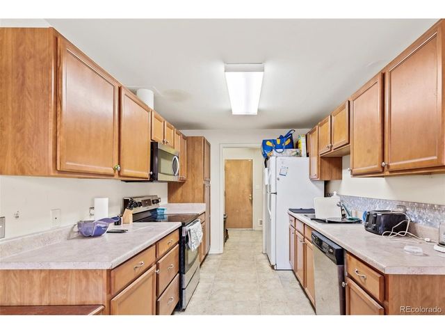 3114 S Acoma St, Englewood, CO 80110