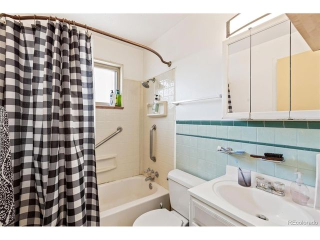 3114 S Acoma St, Englewood, CO 80110