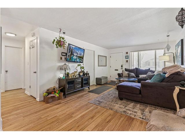 3114 S Acoma St, Englewood, CO 80110