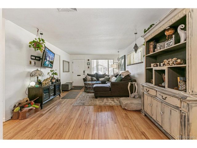 3114 S Acoma St, Englewood, CO 80110