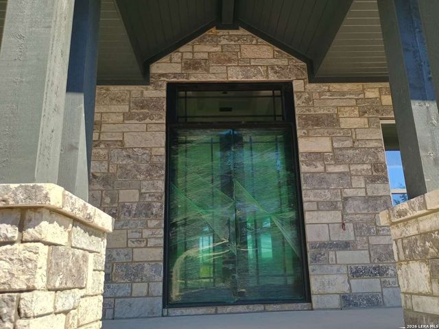 224 FREEDOM ST, Fischer, TX 78623
