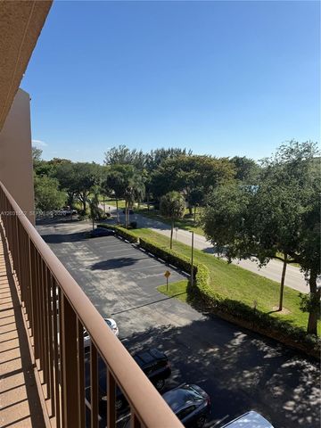 4570 NW 18th Avenue 506, Deerfield Beach, FL 33064
