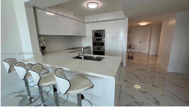 330 Sunny Isles Blvd 5-1004, Sunny Isles Beach, FL 33160