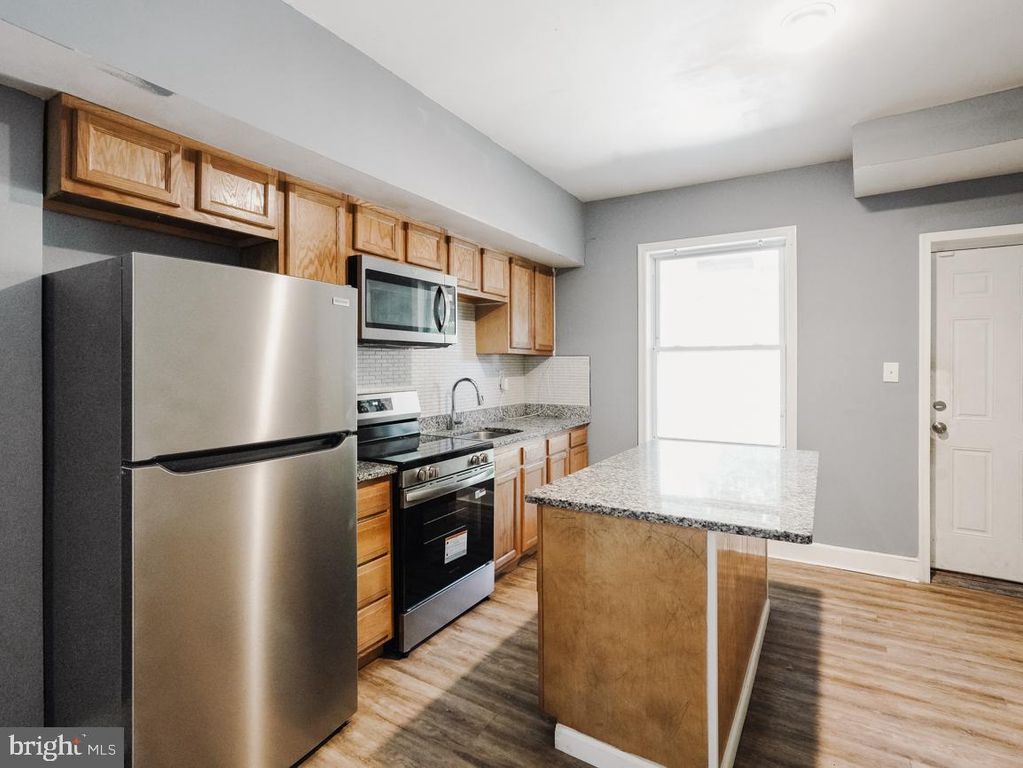 2410 FREDERICK AVE, Baltimore, MD 21223