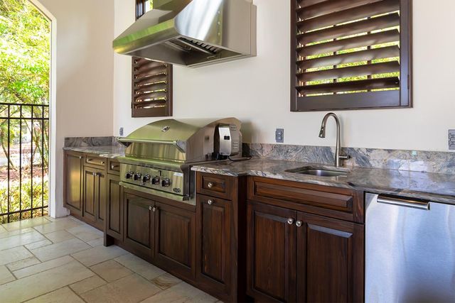 9144 ISLEWORTH GARDENS DRIVE, Windermere, FL 34786