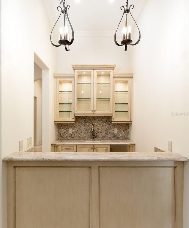 Image 17 of property listing at 9144 ISLEWORTH GARDENS DRIVE, Windermere, FL 34786